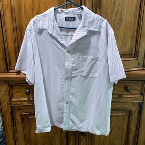🎉2/$15 Roundtree &Yorke mens button up dress shirt.Purple and white 2XL big men